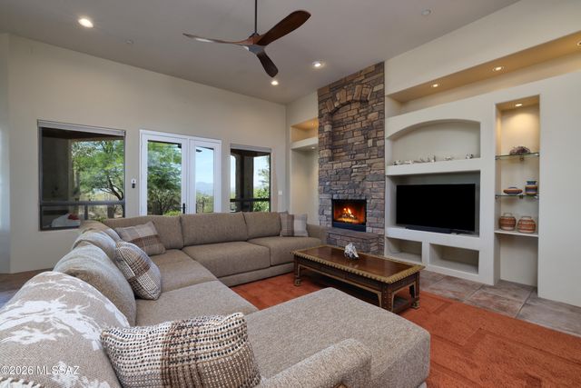 5251 W Desert Falcon Lane, Tucson, AZ 85742