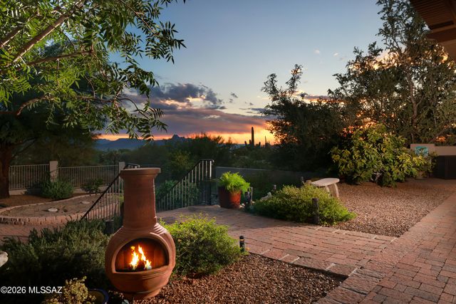 5251 W Desert Falcon Lane, Tucson, AZ 85742