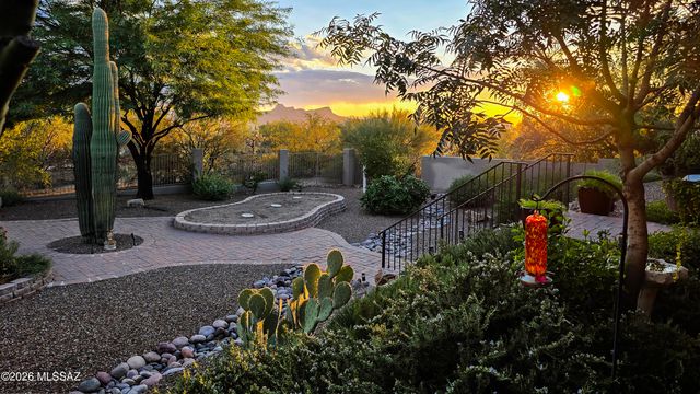 5251 W Desert Falcon Lane, Tucson, AZ 85742