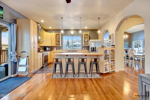 8730 Geirinhas Place, Anchorage, AK 99507