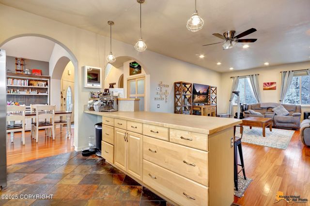 8730 Geirinhas Place, Anchorage, AK 99507