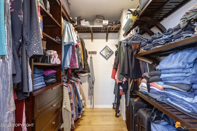 8730 Geirinhas Place, Anchorage, AK 99507