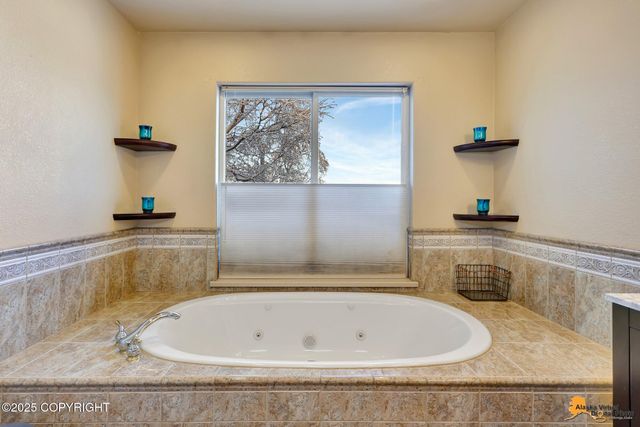 8730 Geirinhas Place, Anchorage, AK 99507