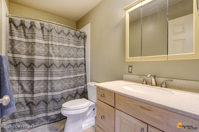 8730 Geirinhas Place, Anchorage, AK 99507