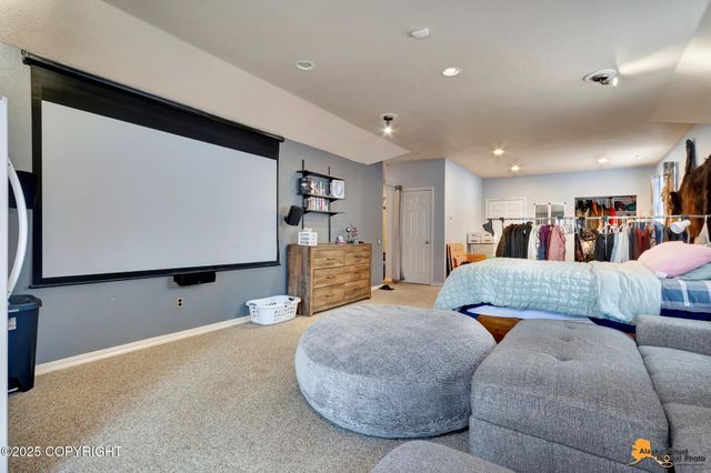 8730 Geirinhas Place, Anchorage, AK 99507