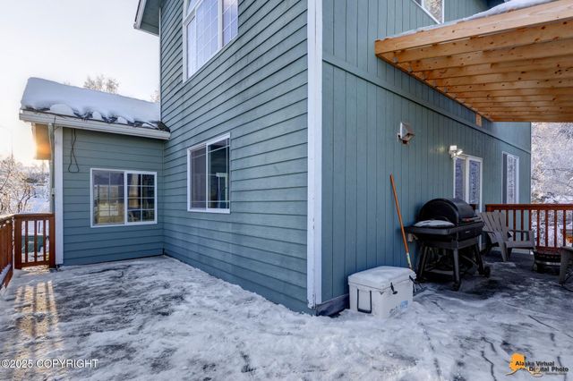 8730 Geirinhas Place, Anchorage, AK 99507