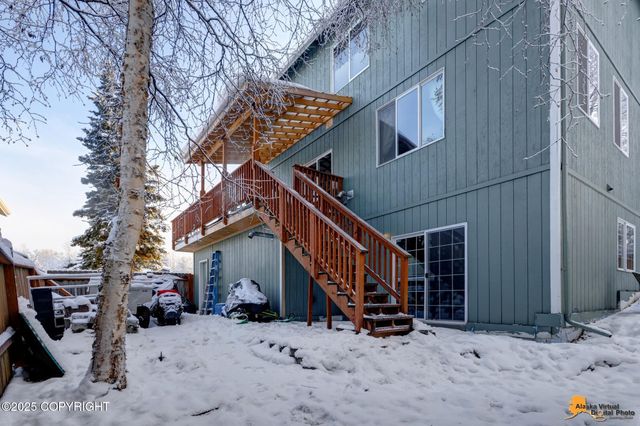 8730 Geirinhas Place, Anchorage, AK 99507