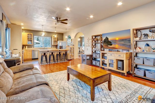 8730 Geirinhas Place, Anchorage, AK 99507