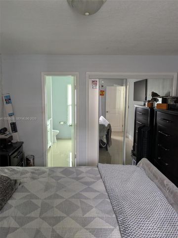 4105 NW 78th Way, Coral Springs, FL 33065