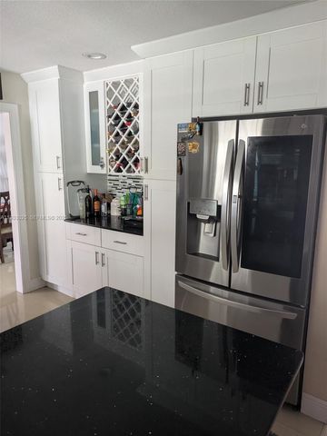 4105 NW 78th Way, Coral Springs, FL 33065