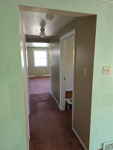 242 Stone Quarry Rd, Center Twp, PA 15061
