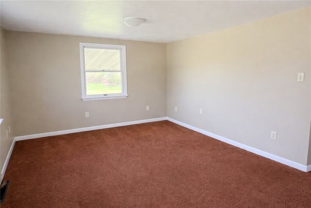 242 Stone Quarry Rd, Center Twp, PA 15061