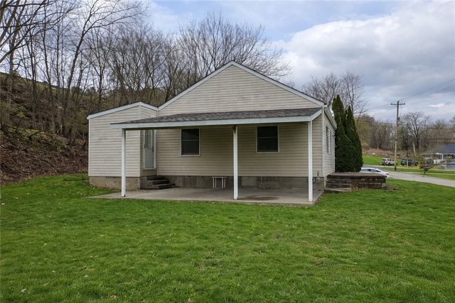 242 Stone Quarry Rd, Center Twp, PA 15061