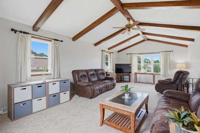 803 Sunset Street, New Hampton, IA 50659