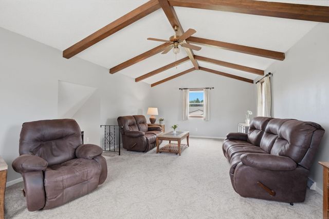 803 Sunset Street, New Hampton, IA 50659