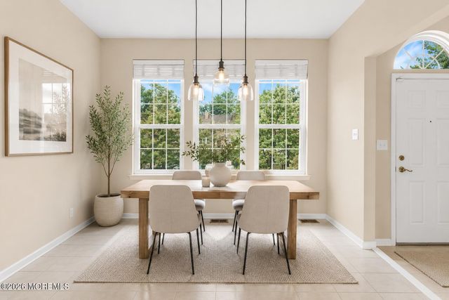 14 W Aspen Way, Matawan, NJ 07747