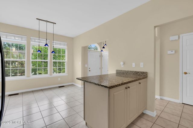 14 W Aspen Way, Matawan, NJ 07747