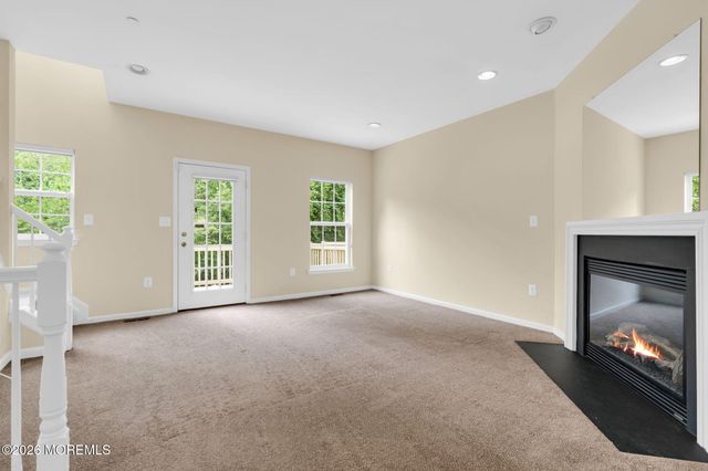 14 W Aspen Way, Matawan, NJ 07747