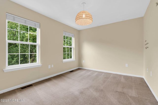 14 W Aspen Way, Matawan, NJ 07747