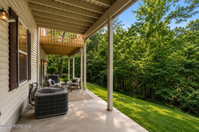 14 W Aspen Way, Matawan, NJ 07747
