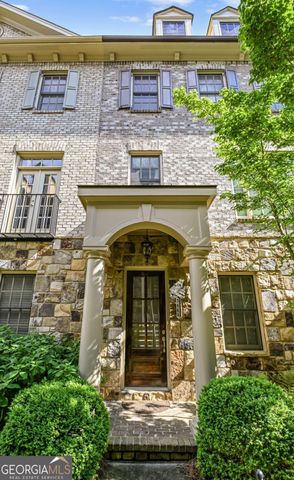 3668 Brookhaven Manor Crossing NE, Atlanta, GA 30319