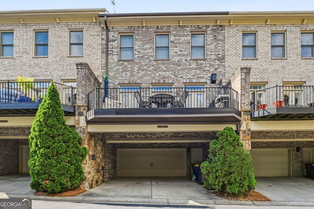 3668 Brookhaven Manor Crossing NE, Atlanta, GA 30319