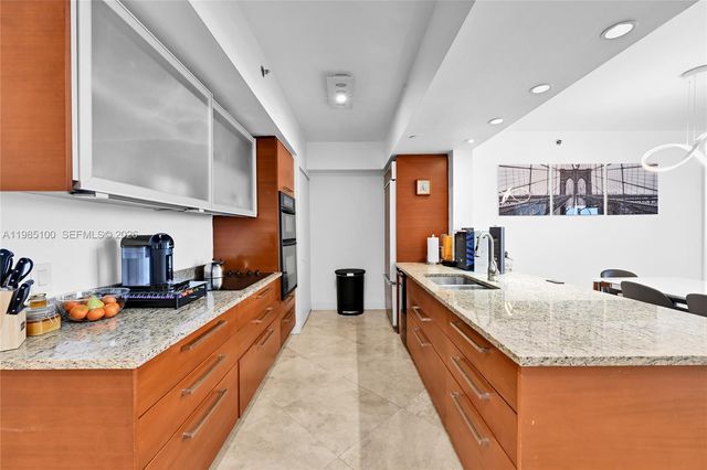 1830 S Ocean Dr 3104, Hallandale Beach, FL 33009