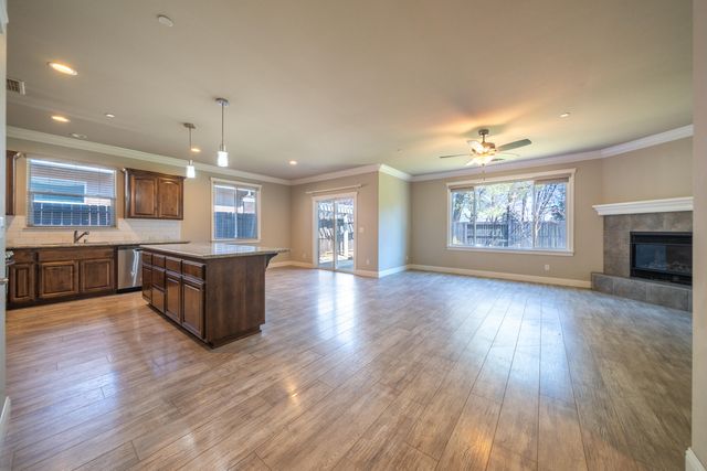 5571 Muir Peak Road, Redding, CA 96002