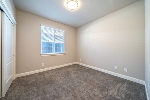 5571 Muir Peak Road, Redding, CA 96002