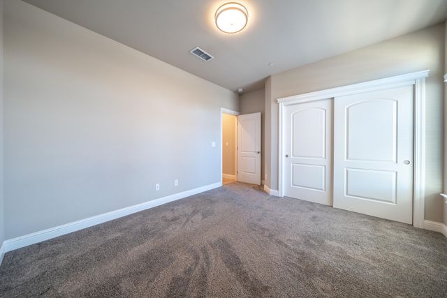 5571 Muir Peak Road, Redding, CA 96002