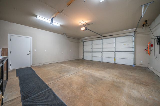 5571 Muir Peak Road, Redding, CA 96002