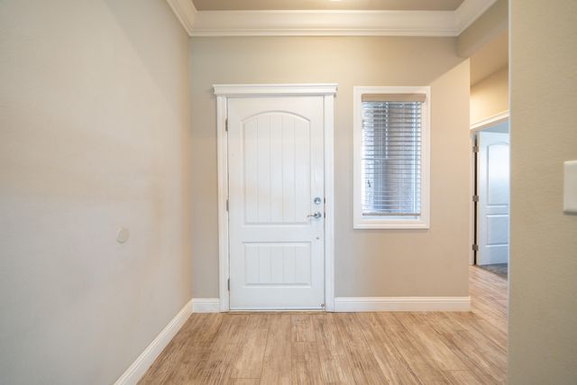 5571 Muir Peak Road, Redding, CA 96002