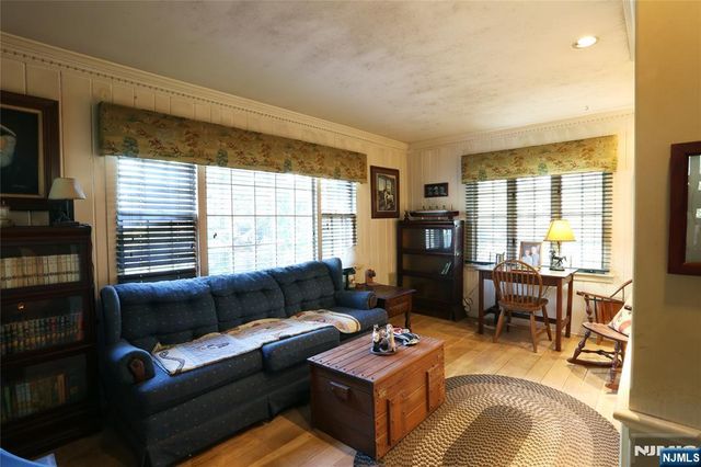 435 Carlton Road, Wyckoff, NJ 07481