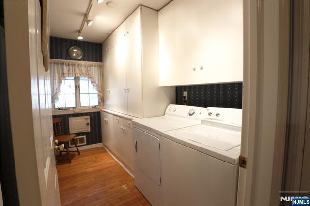 435 Carlton Road, Wyckoff, NJ 07481