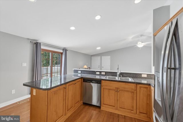 114 BIRCH ST NE, Leesburg, VA 20176