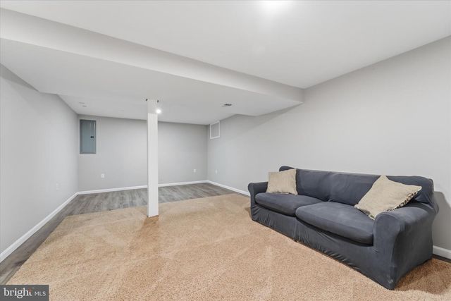 114 BIRCH ST NE, Leesburg, VA 20176