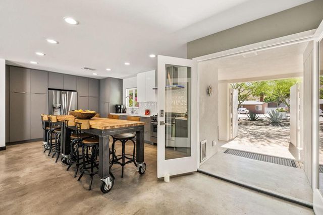 67830 Carroll Drive, Cathedral City, CA 92234