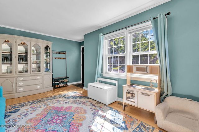 63 Madison Avenue, Red Bank, NJ 07701