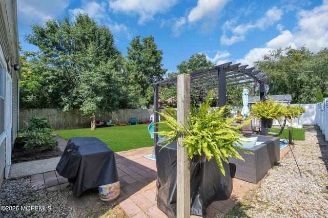 63 Madison Avenue, Red Bank, NJ 07701