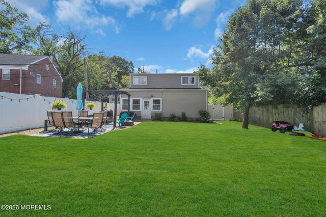 63 Madison Avenue, Red Bank, NJ 07701