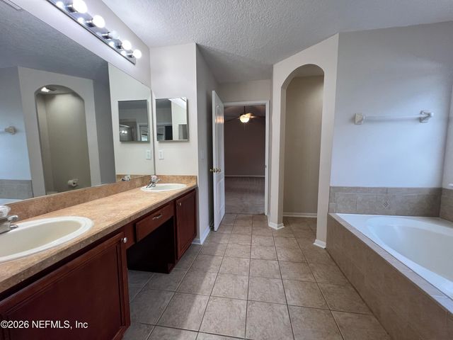 13491 TEDDINGTON Lane, Jacksonville, FL 32226