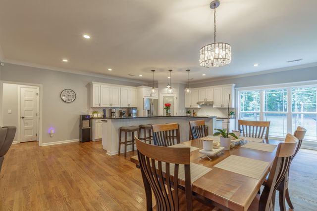 215 Red Oak Ridge Drive, Chickamauga, GA 30707