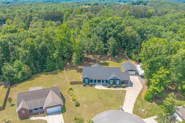215 Red Oak Ridge Drive, Chickamauga, GA 30707