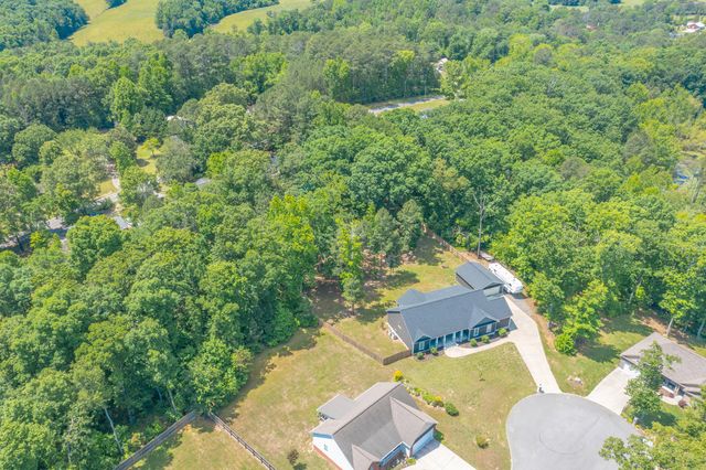 215 Red Oak Ridge Drive, Chickamauga, GA 30707
