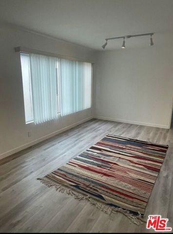 1507 Princeton Street B, Santa Monica, CA 90404