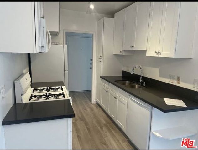1507 Princeton Street B, Santa Monica, CA 90404