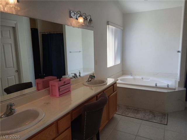 546 East Elsie Lane, Pahrump, NV 89060