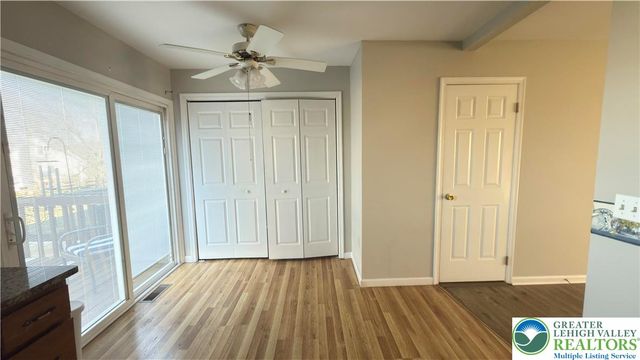 17 Fort Lee Court, Forks Twp, PA 18040