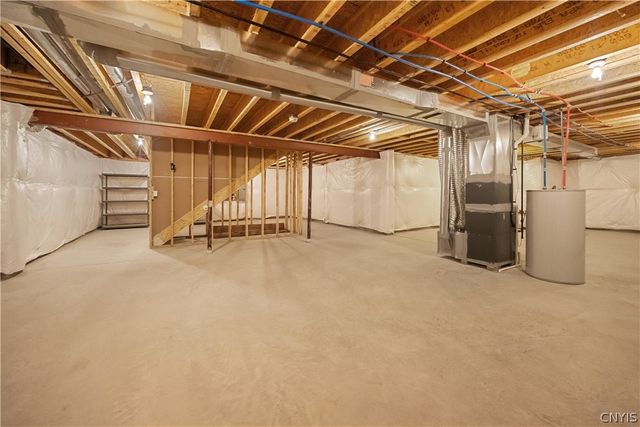 8526 McNamara Drive, Clay, NY 13041
