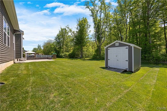 8526 McNamara Drive, Clay, NY 13041